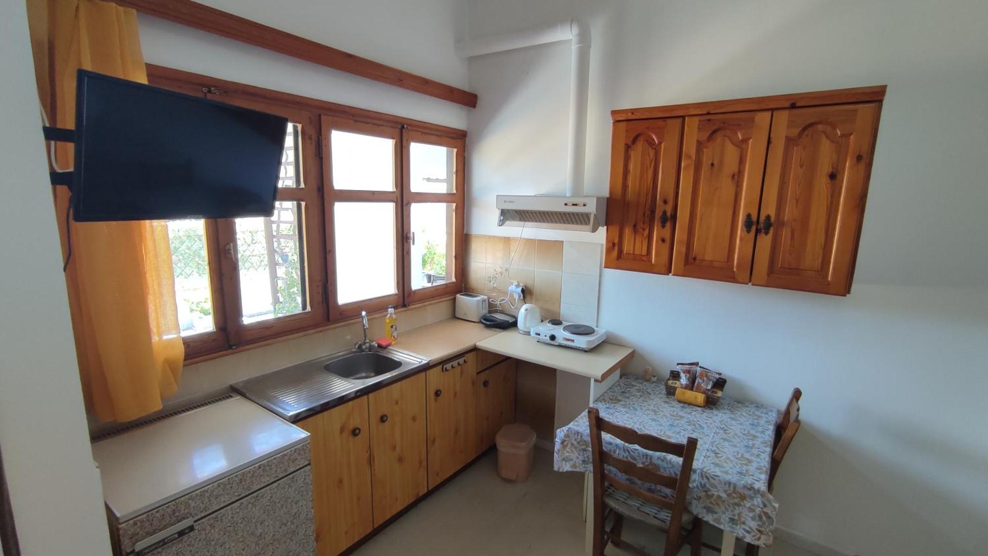 Petralonia Apartment Mytilíni Екстериор снимка