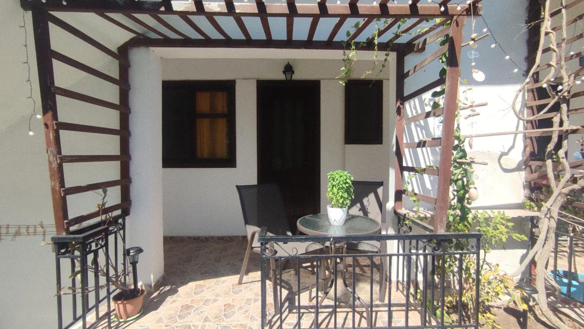 Petralonia Apartment Mytilíni Екстериор снимка