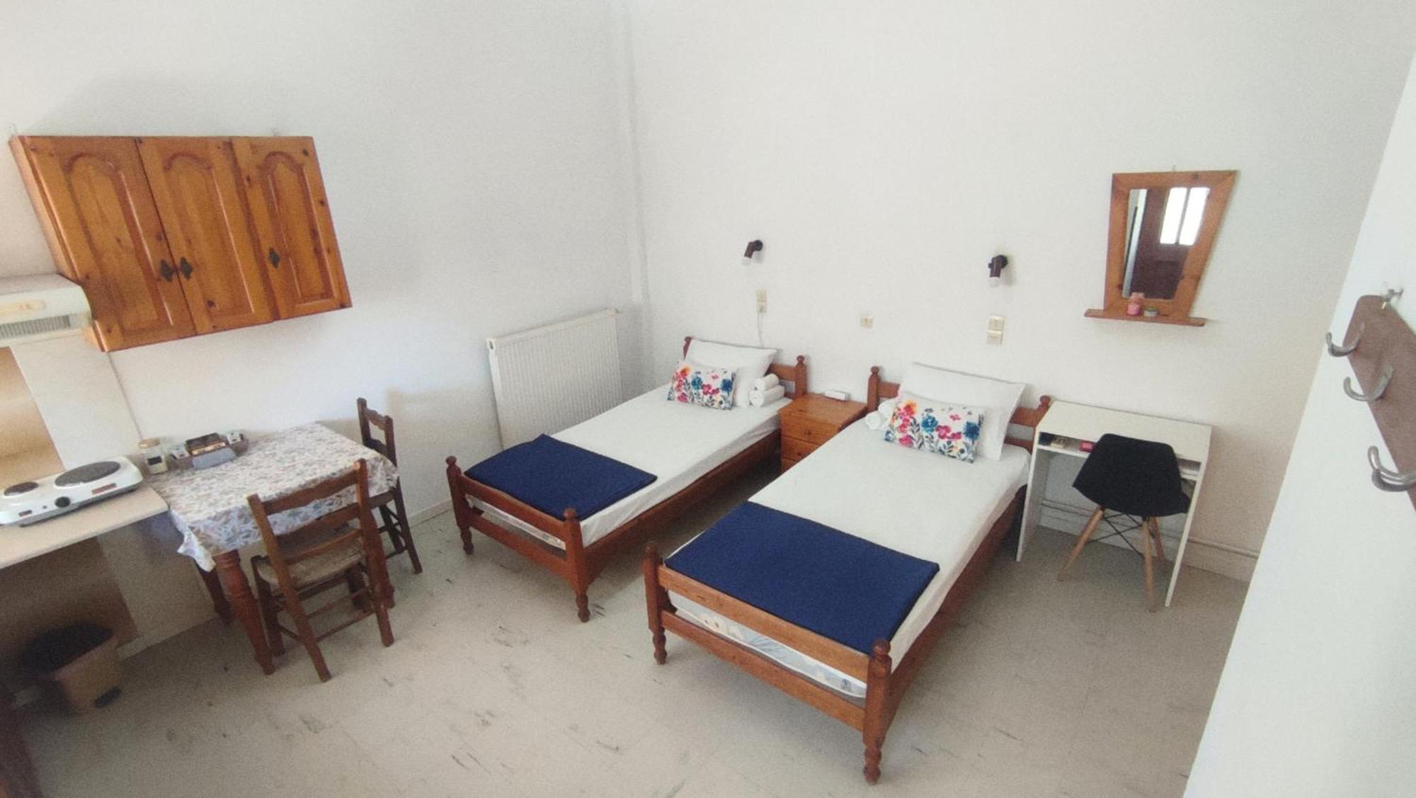 Petralonia Apartment Mytilíni Екстериор снимка
