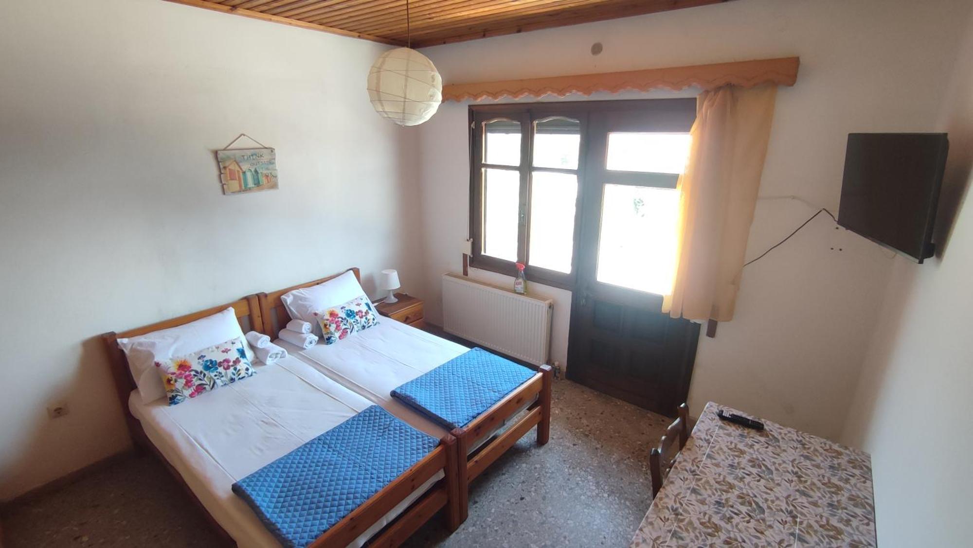 Petralonia Apartment Mytilíni Екстериор снимка