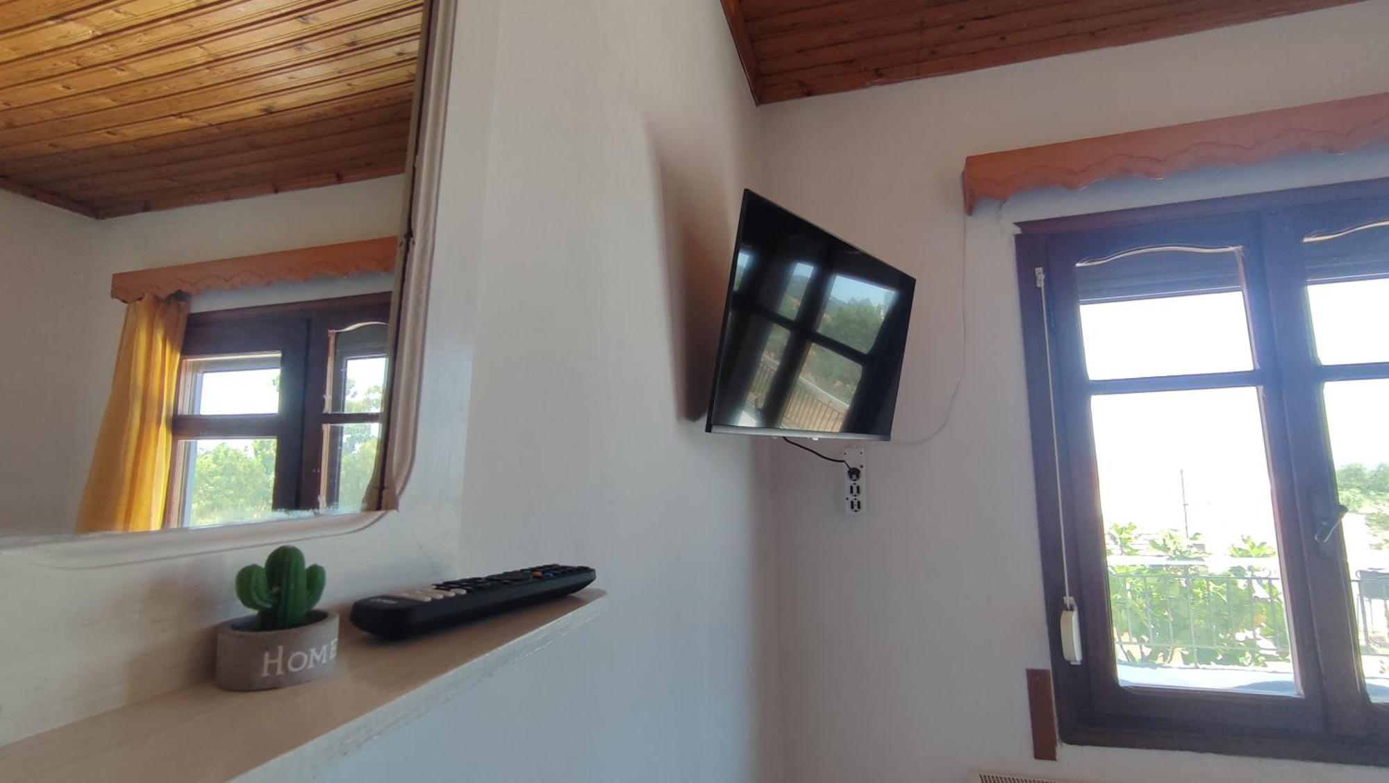 Petralonia Apartment Mytilíni Екстериор снимка